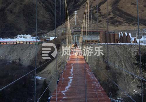 阿壩滑雪場吊橋